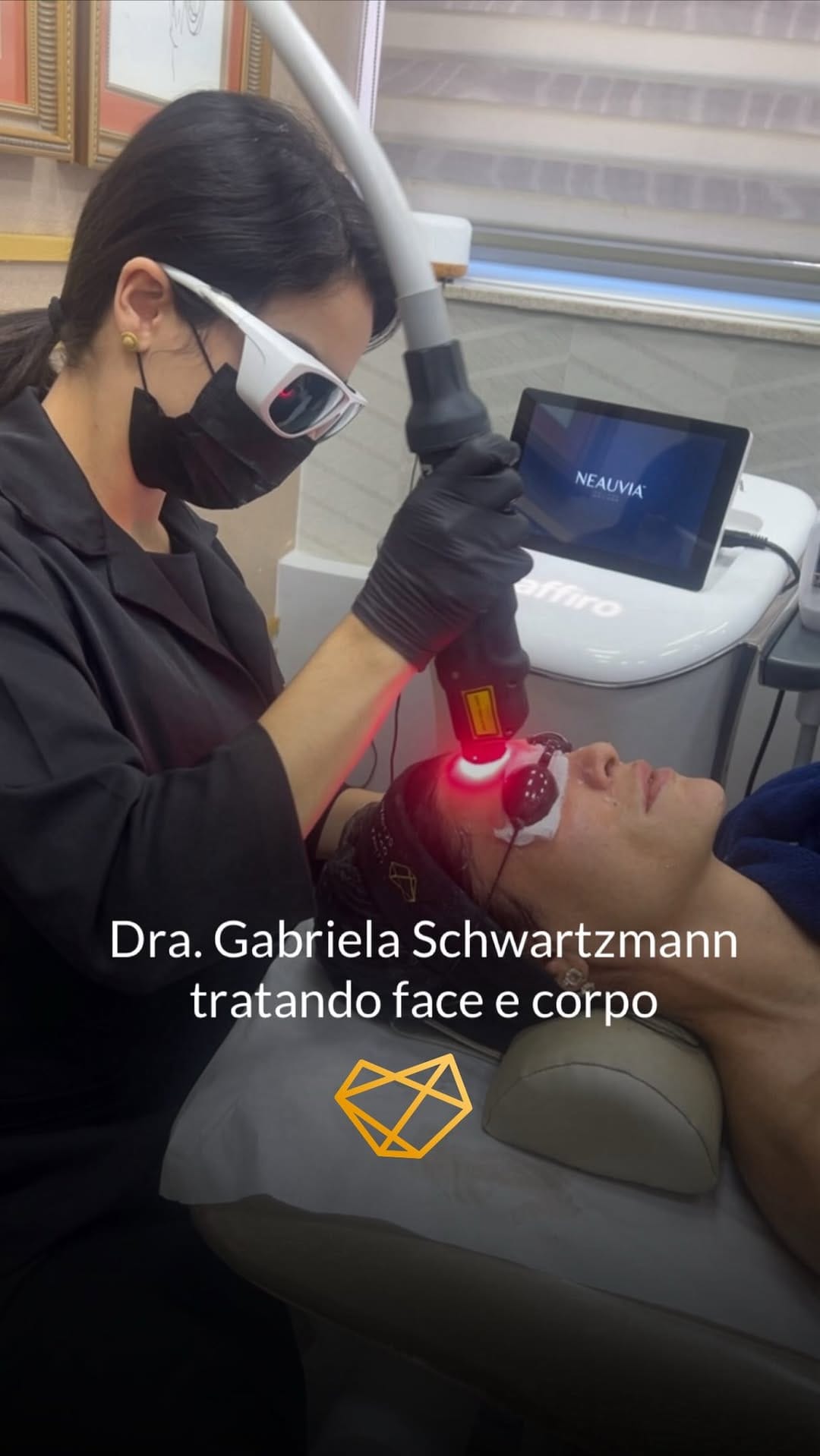 Post 7 by Clinica Dra Gabriela Schwartzmann on Instagram (video)