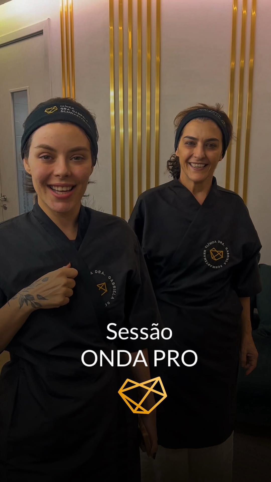 Post 1 by Clinica Dra Gabriela Schwartzmann on Instagram (video)