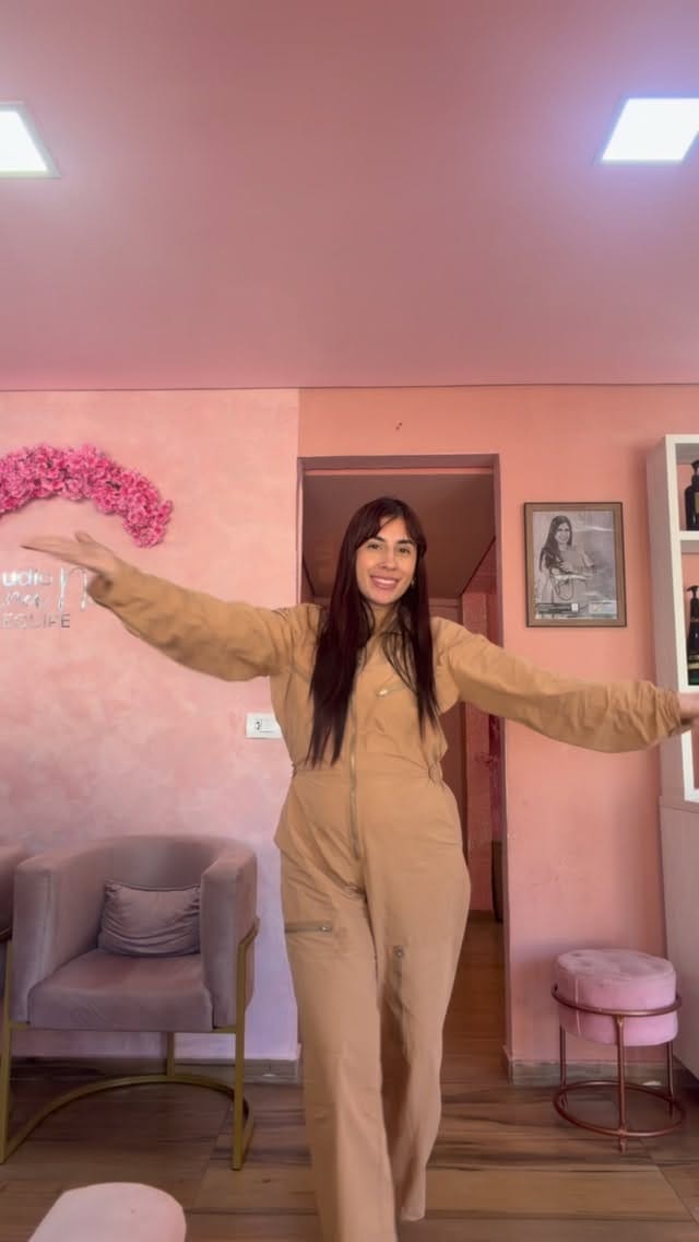 Post 5 by GIOVANA NANTES | TERAPEUTA CAPILAR E ESPECIALISTAS EM ALISAMENTO on Instagram (video)