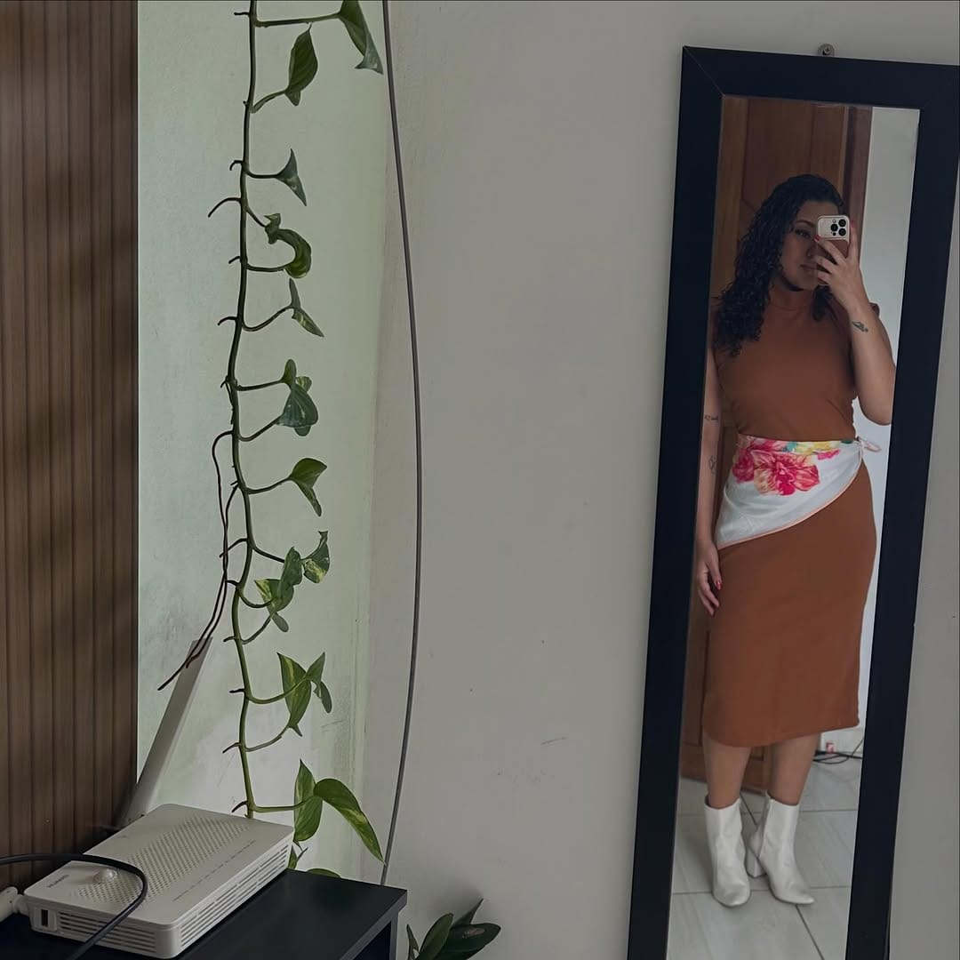 Post 2 by Ari 🤞🏾🥰 on Instagram (image)
