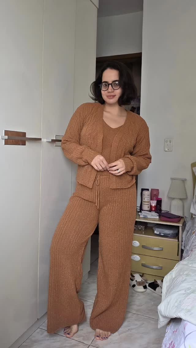 Post 2 by 🍒Juliana Ferreira🎀 on Instagram (video)