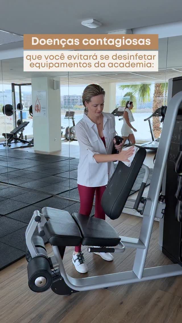 Post 9 by Dra Thaiz  Rigoni Gurtler / Dermatologista on Instagram (video)