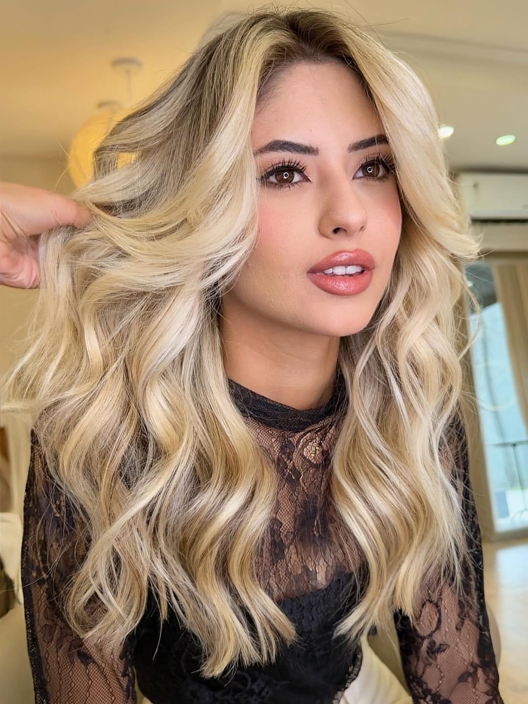 Post 6 by 𝑺𝒕𝒖𝒅𝒊𝒐 𝑺𝒕𝒆𝒑𝒉𝒂𝒏𝒊 𝑳𝒐𝒕𝒉𝒆𝒓 on Instagram (carousel)