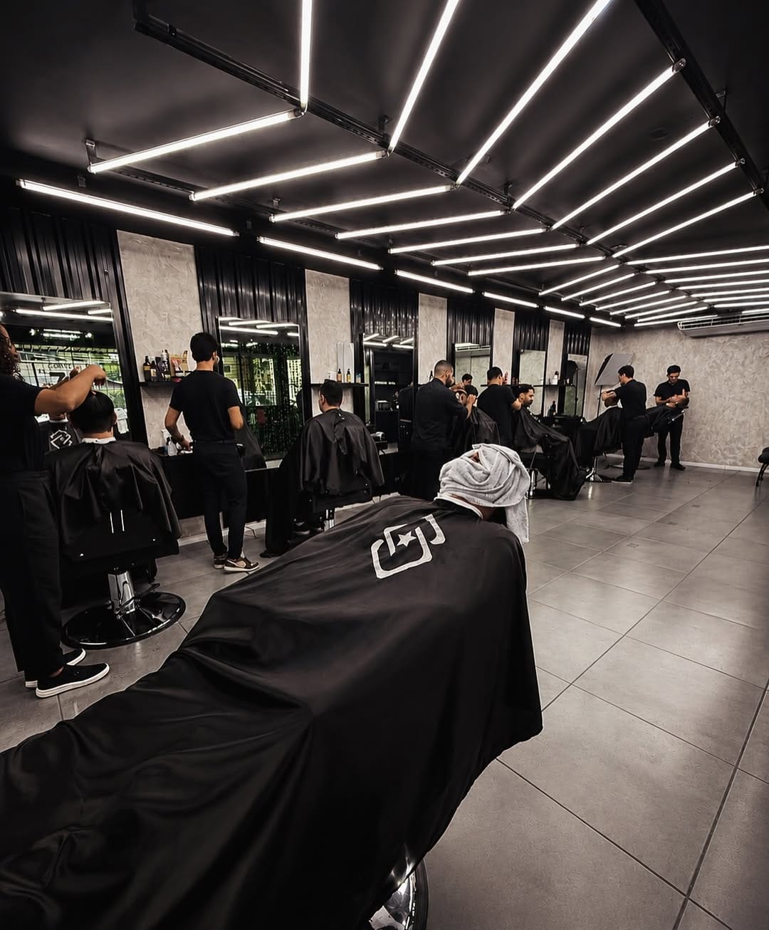 Post 2 by Vinicius Ribeiro | Gestor de barbearia on Instagram (carousel)
