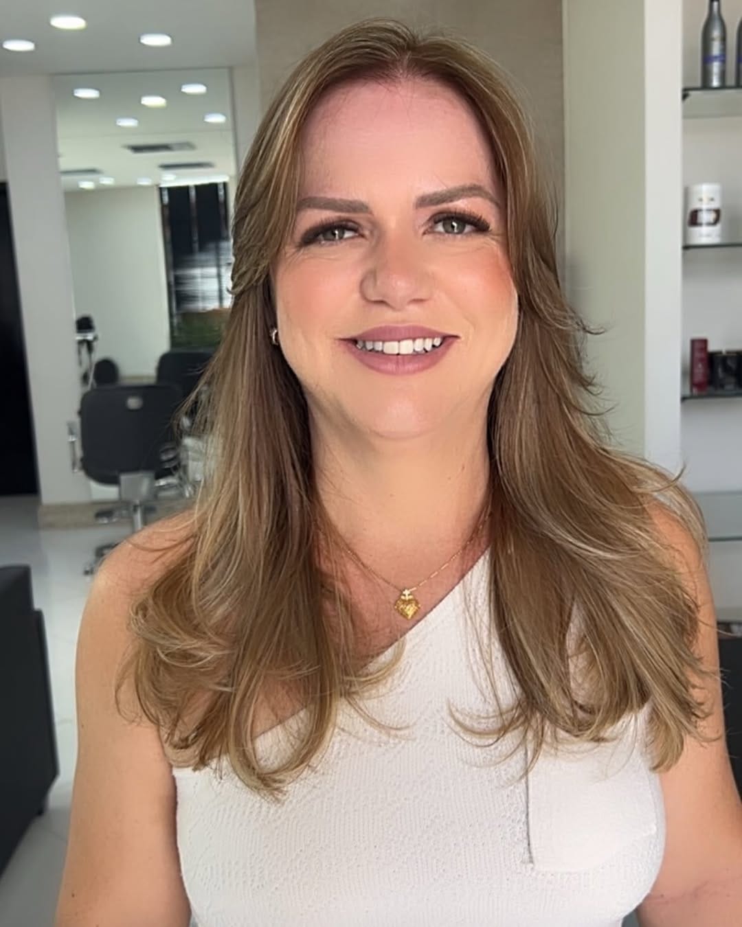 Post 3 by Tatianna Bruneli Cabelereiros on Instagram (image)