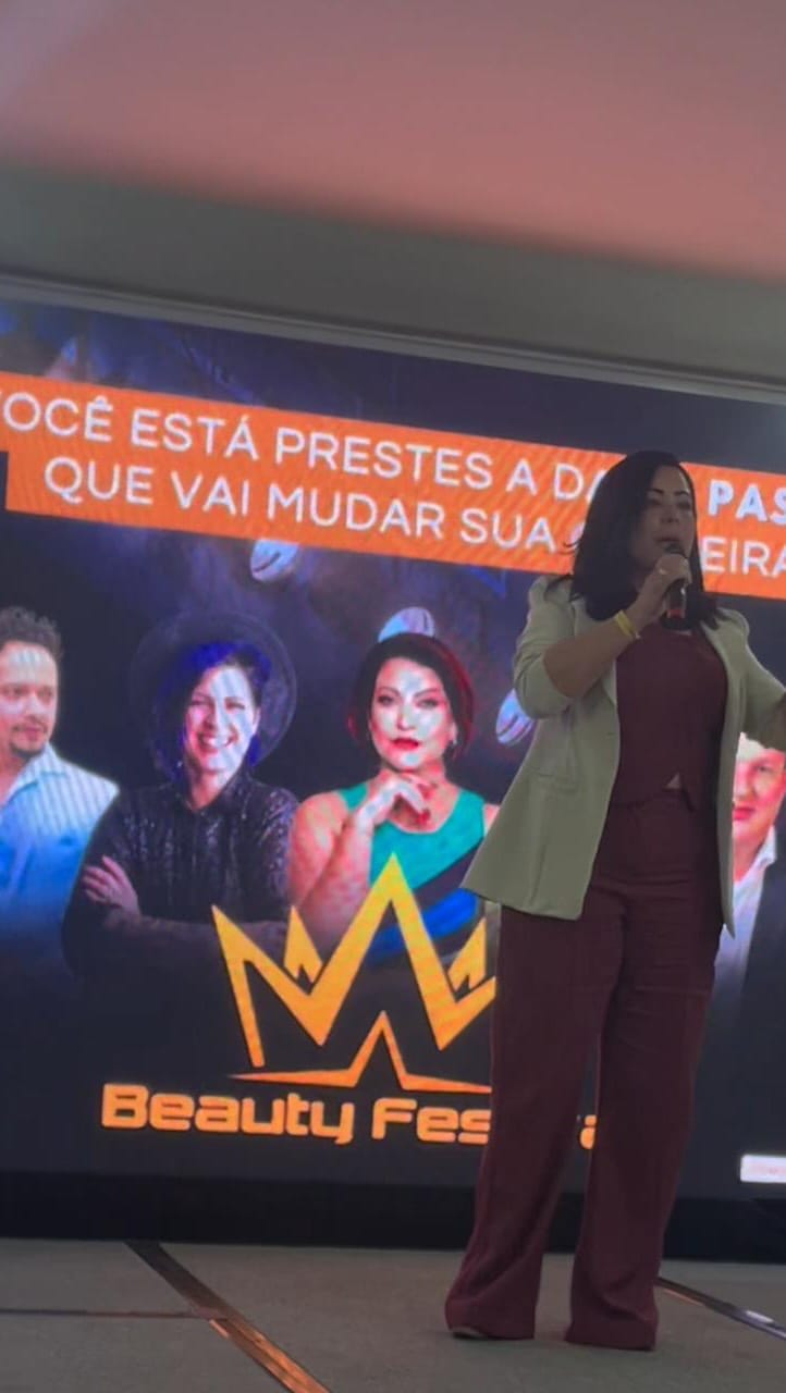 Post 8 by SALÃO KHARINA RIBEIRO on Instagram (video)