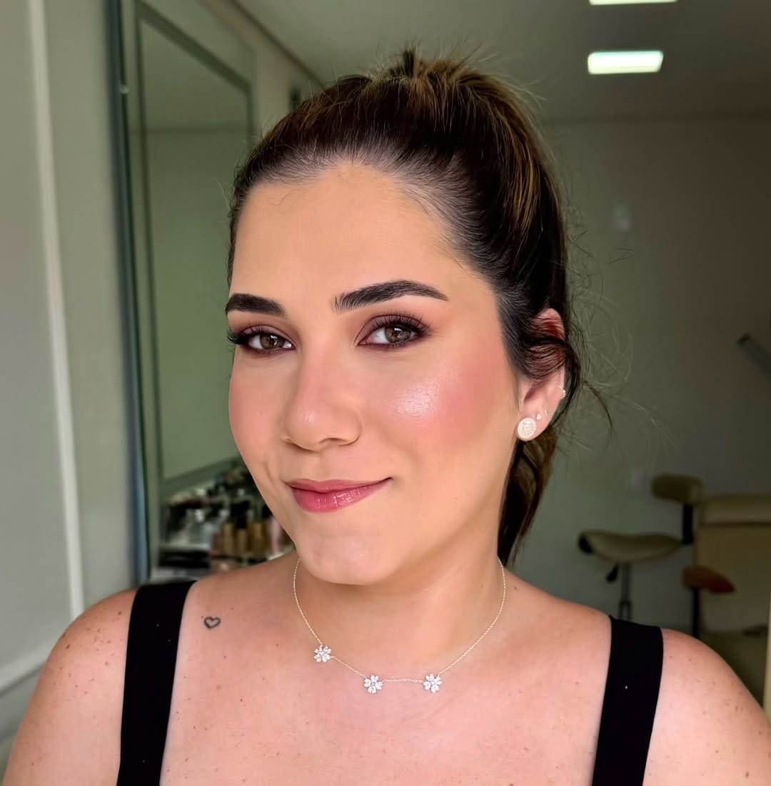 Post 2 by Renata Rezende on Instagram (carousel)