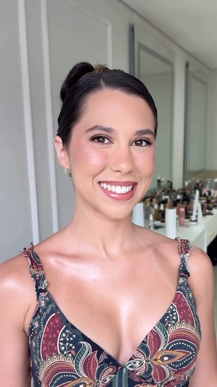 Post 7 by Renata Rezende on Instagram (video)
