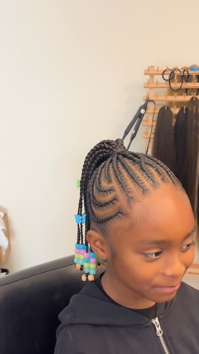 Post 2 by Kiah Leigh | 317 Braider on Instagram (video)