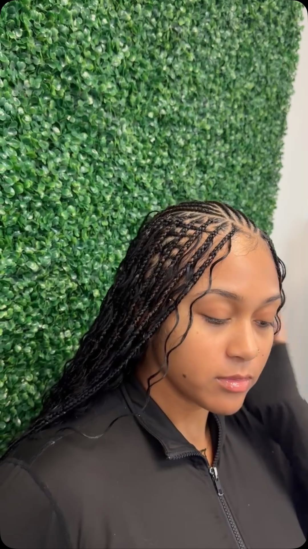 Post 10 by Indy Braider 💋 on Instagram (video)