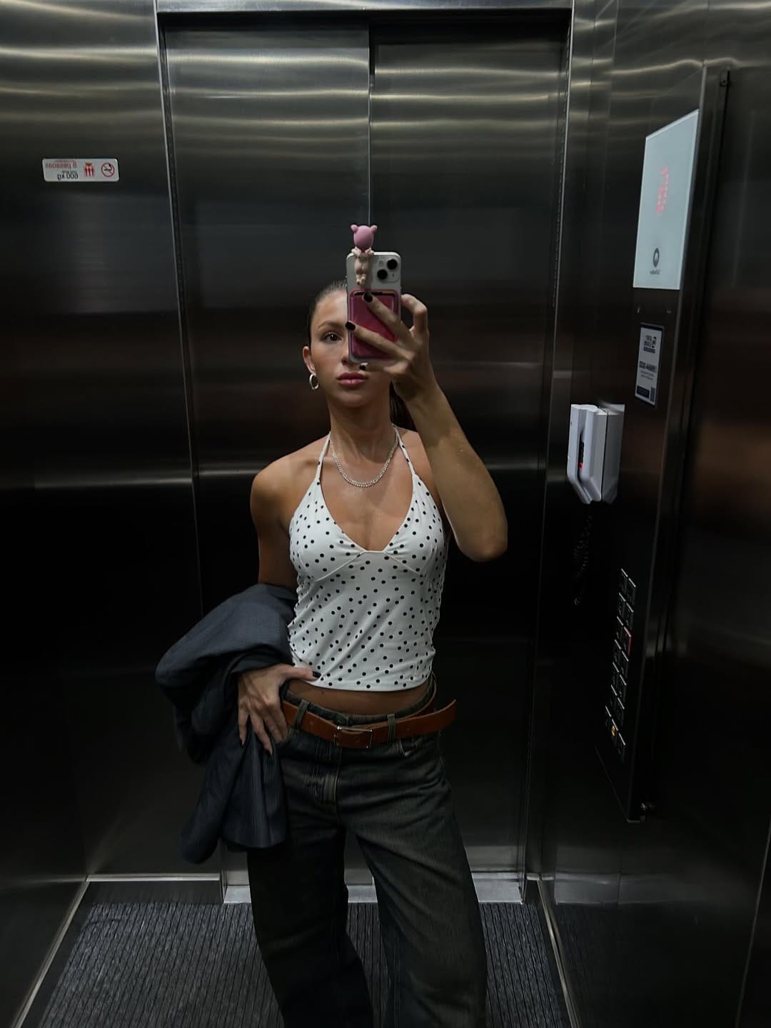 Post 5 by Isadora Buchner Dias on Instagram (carousel)