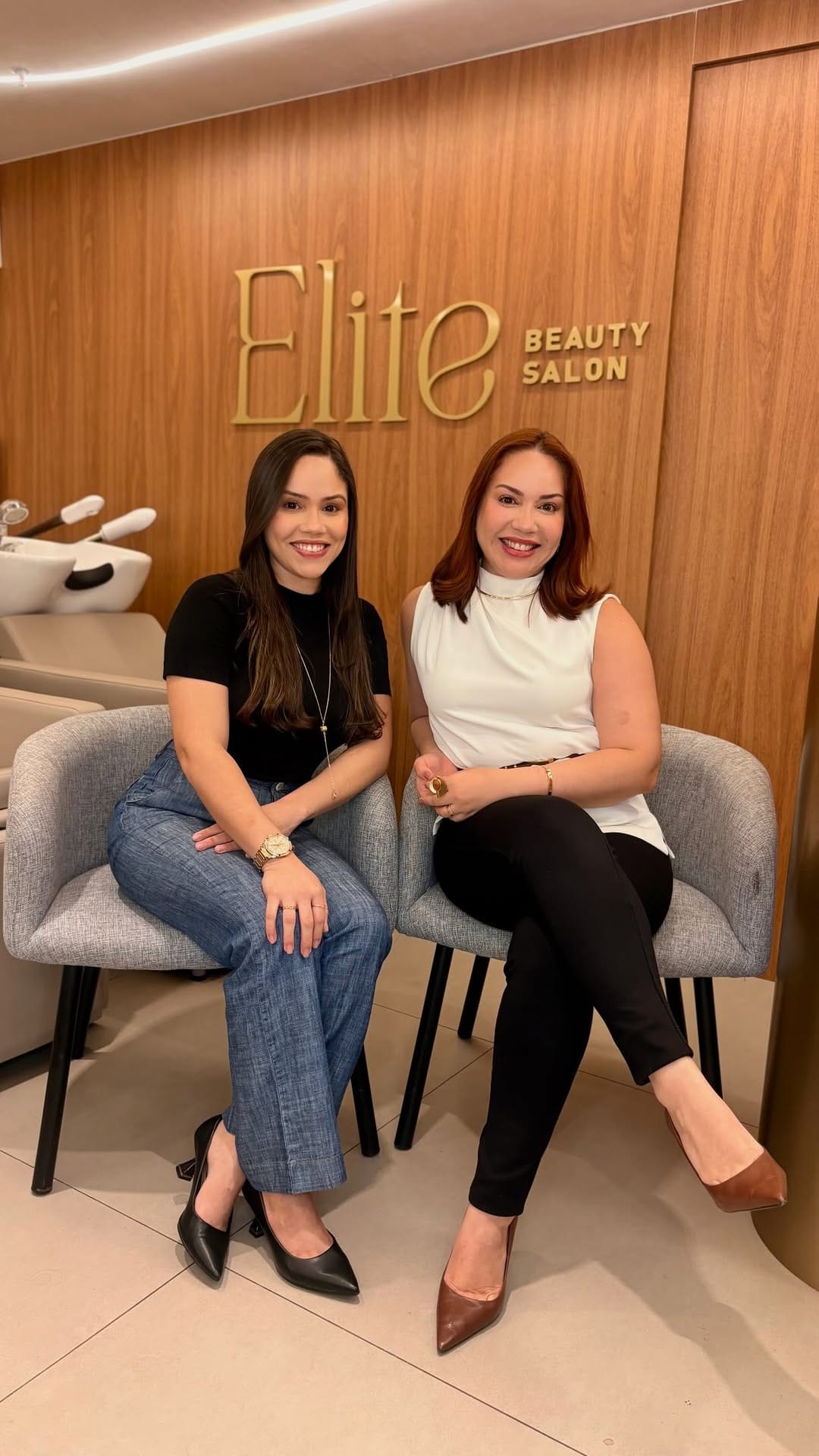Post 8 by Elite Beauty Salon on Instagram (video)