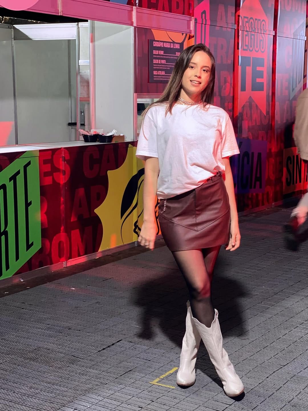 Post 3 by Dyana Freire Correia on Instagram (carousel)