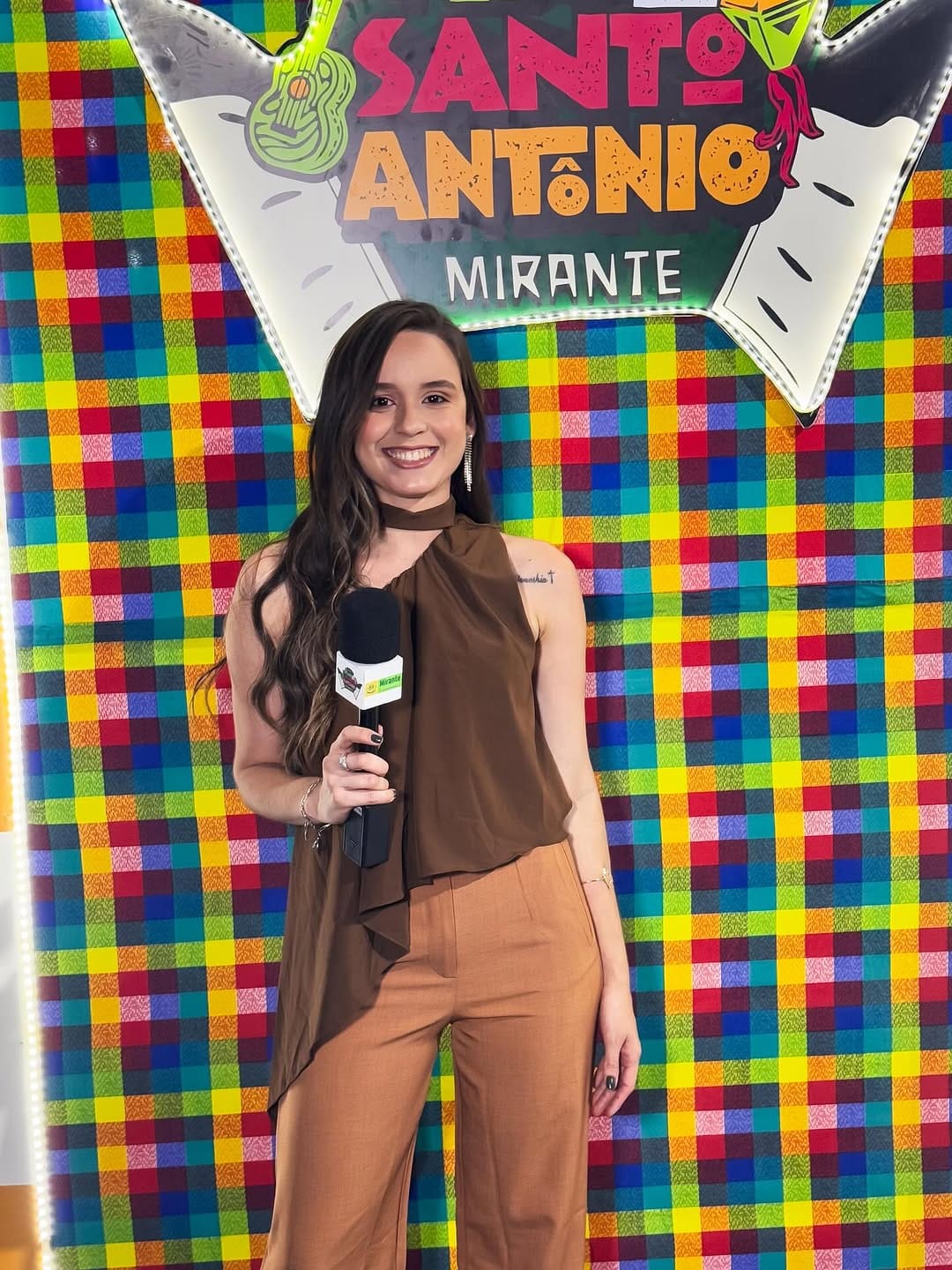 Post 5 by Dyana Freire Correia on Instagram (carousel)