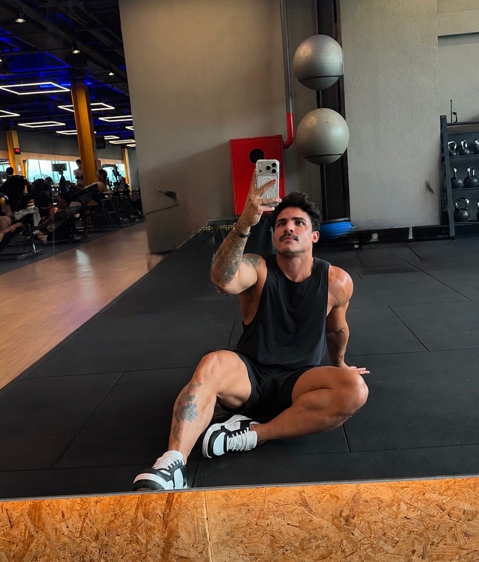 Post 9 by Rômulo Charles on Instagram (carousel)