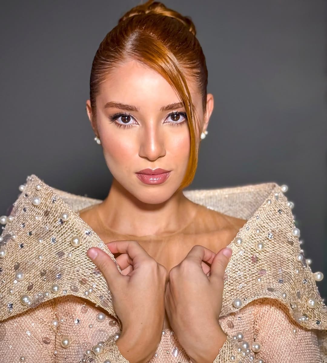 Post 9 by Samanta Virgolino | Maquiagem | Make | Penteado on Instagram (carousel)
