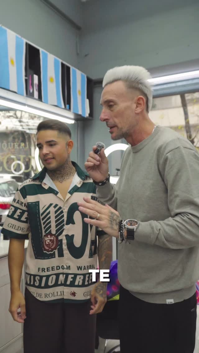 Post 3 by PELUQUERIA/BARBERIA.  Av la plata 3602 Santos lugares on Instagram (video)