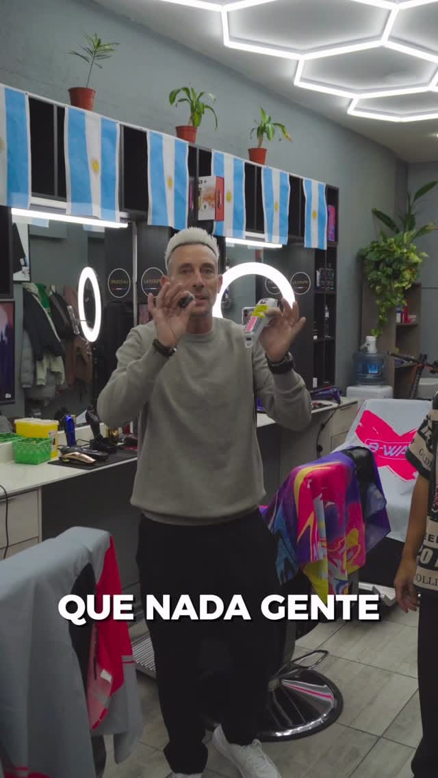 Post 2 by PELUQUERIA/BARBERIA.  Av la plata 3602 Santos lugares on Instagram (video)