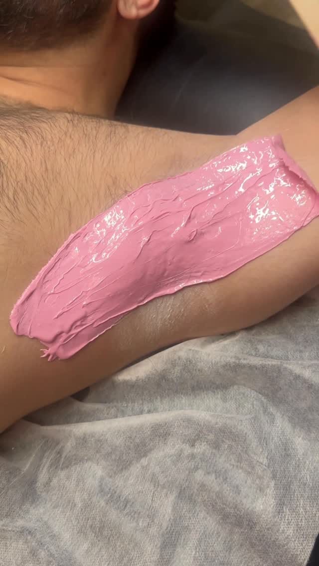 Post 5 by LaLa Esthetics 🌹 Long Beach Waxer on Instagram (video)