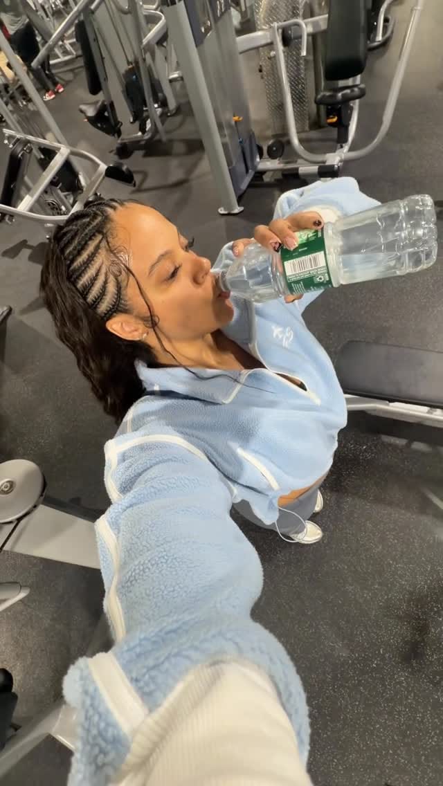 Post 6 by Celebrity Hairstylist// Braider on Instagram (video)