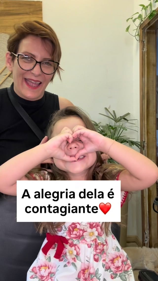 Post 7 by Tania Zielasko . Visagista | Cortes Femininos⚡️ on Instagram (video)