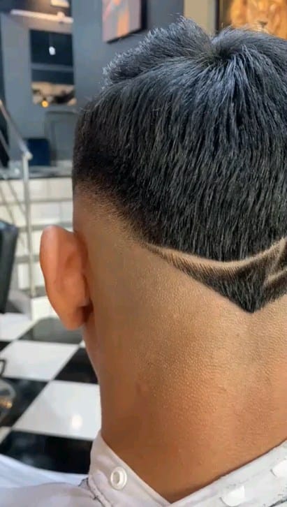 Post 5 by 💈hugo Barber💈 on Instagram (video)