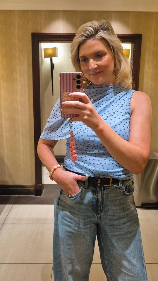 Post 5 by 𝙅𝙚𝙣𝙣𝙞𝙛𝙚𝙧 Moynihan on Instagram (video)