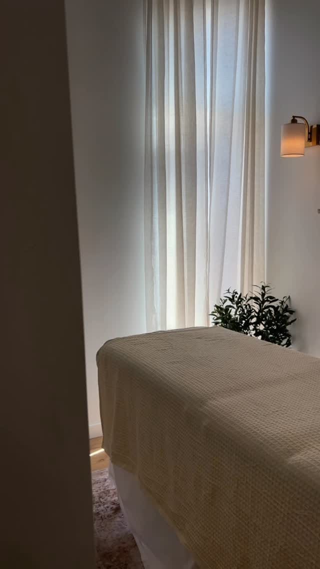 Post 9 by 𝐁𝐎𝐃.𝐛𝐲 𝐒𝐢𝐞𝐫𝐫𝐚🌱| 𝐌𝐚𝐬𝐬𝐚𝐠𝐞 𝐓𝐡𝐞𝐫𝐚𝐩𝐲 | OC🍊 on Instagram (video)