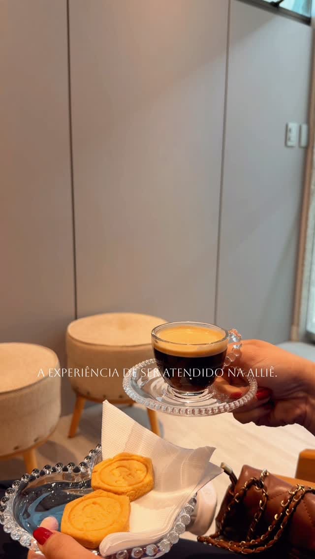 Post 4 by Larissa Luduvice | Dentista em Aracaju on Instagram (video)