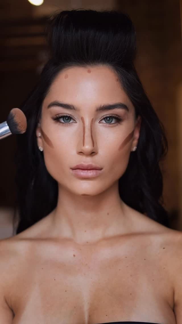 Post 2 by מאפרת ומסרקת כלות , הפקות אופנה on Instagram (video)