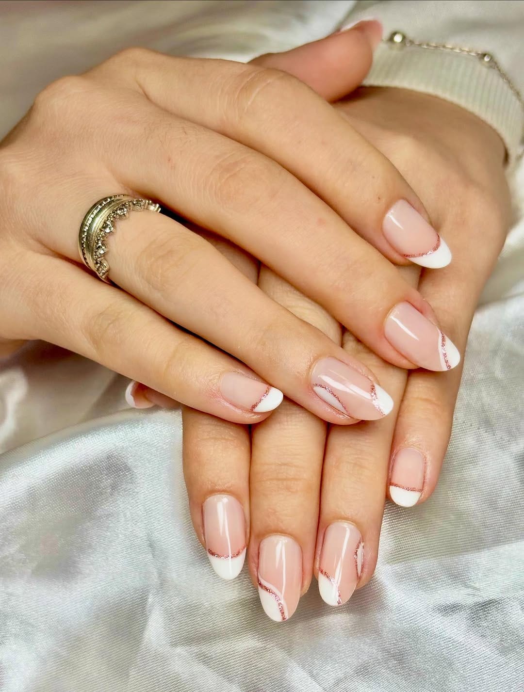 Post 8 by Zequinha | Nail Designer on Instagram (image)