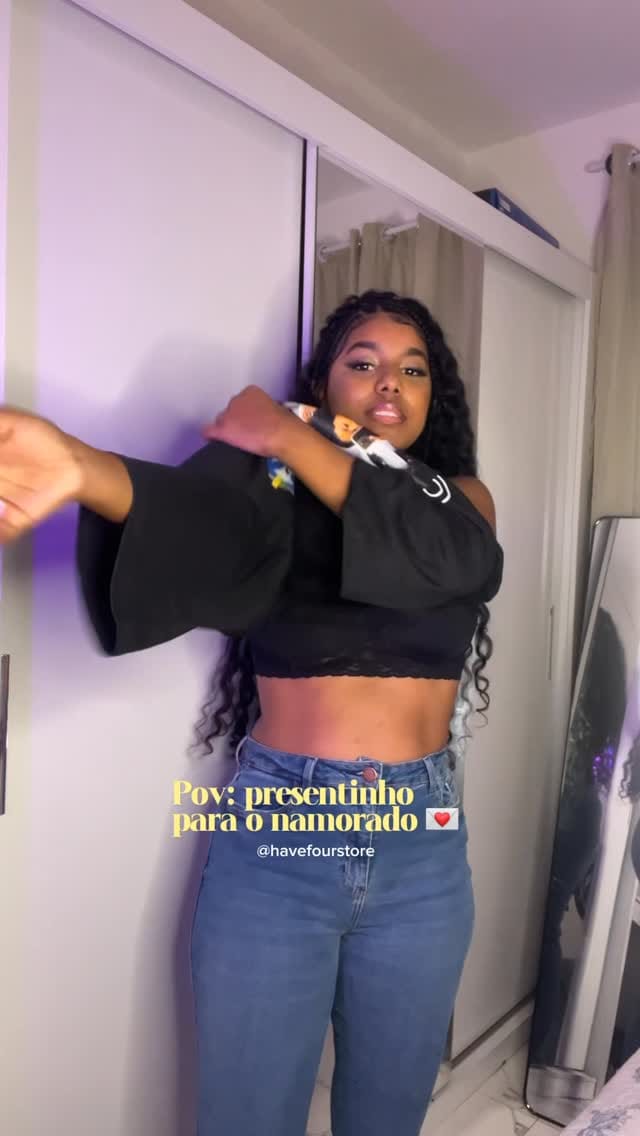Post 1 by THAUANE MARINHO on Instagram (video)