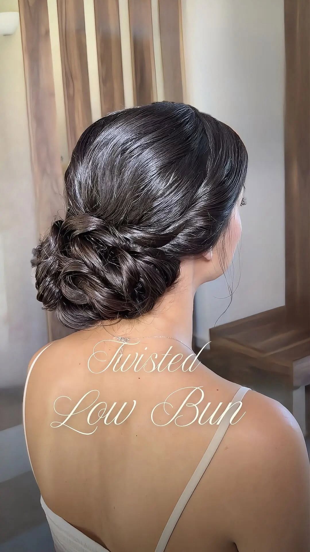Post 5 by MAKEUP & HAIR ARTISTS CRETE on Instagram (video)