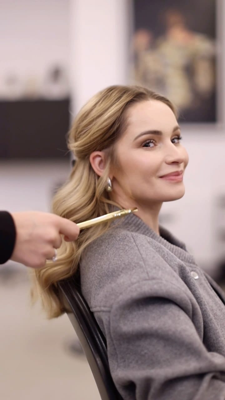 Post 10 by Vivian Studio Fryzjerskie on Instagram (video)
