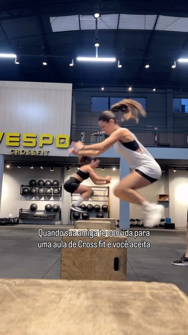 Post 6 by Agatha Regis on Instagram (video)