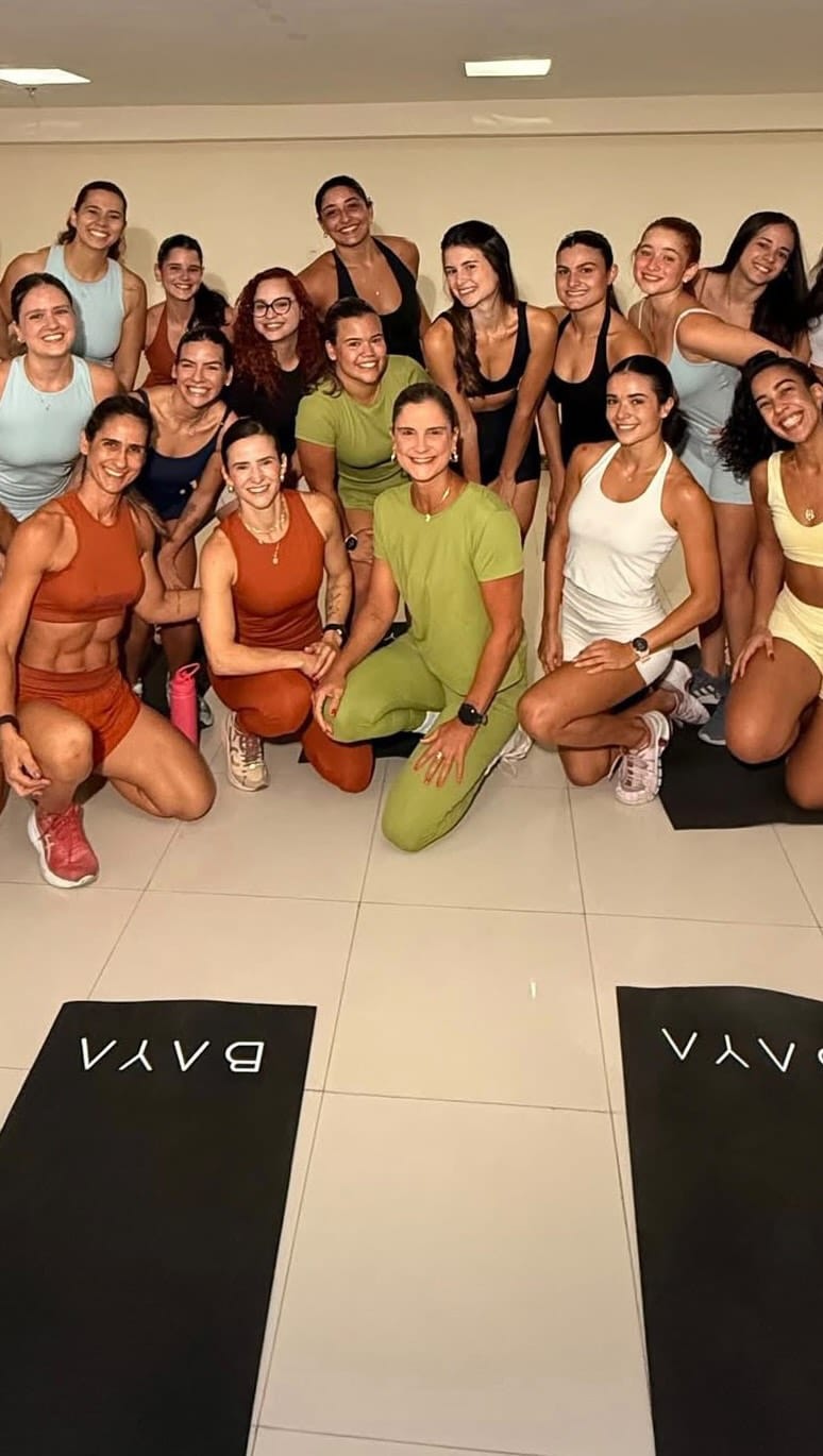 Post 5 by Mônica Bottó e Maria Luisa Froes on Instagram (video)