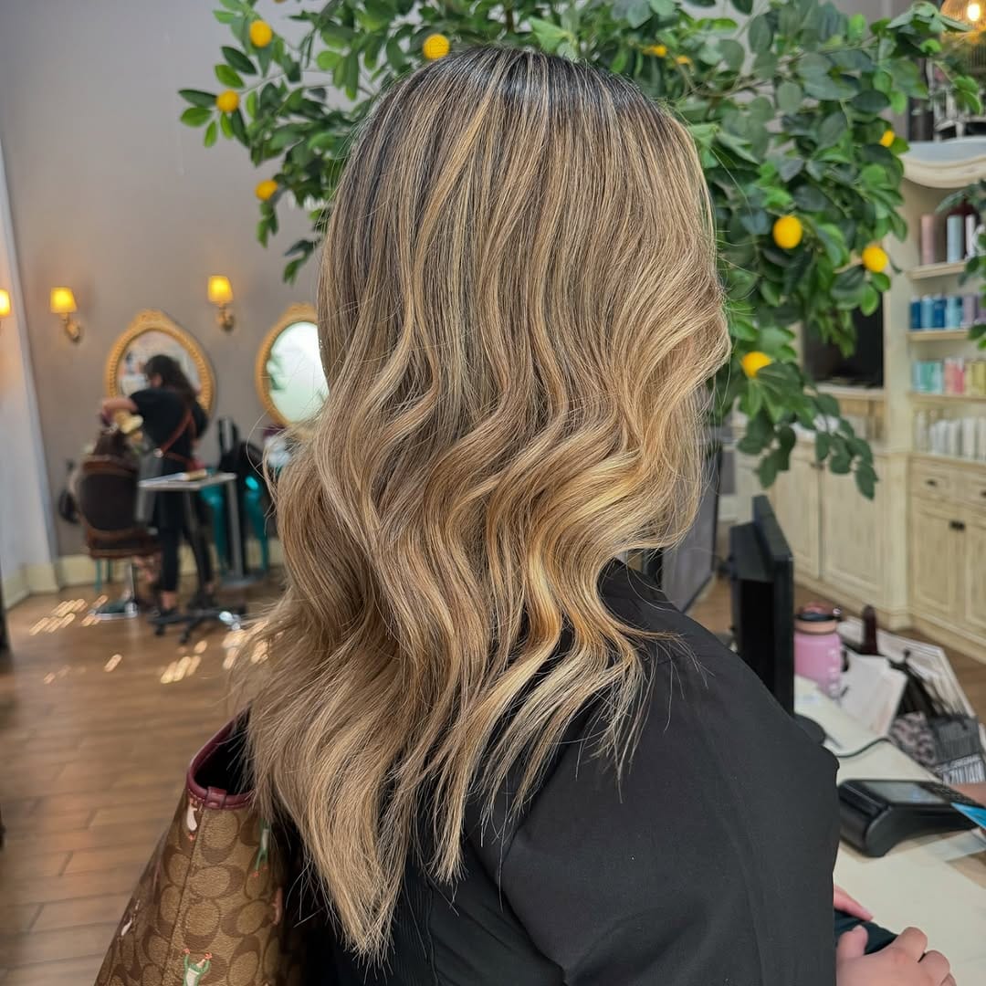 Post 9 by Maria Daniela Beauty Salon on Instagram (image)