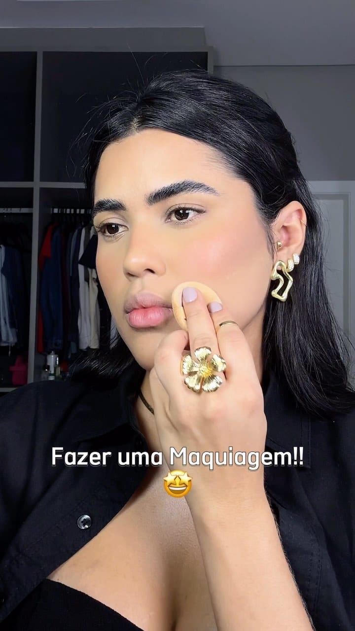 Post 2 by Érica Yamonith on Instagram (video)
