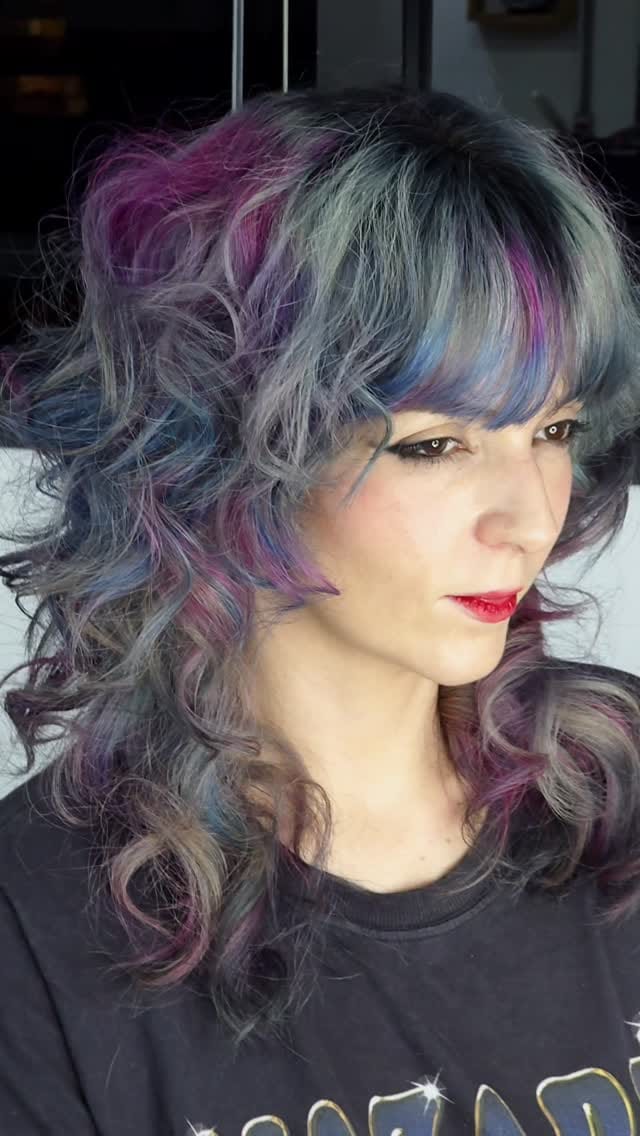 Post 3 by Sputnika Hair on Instagram (video)