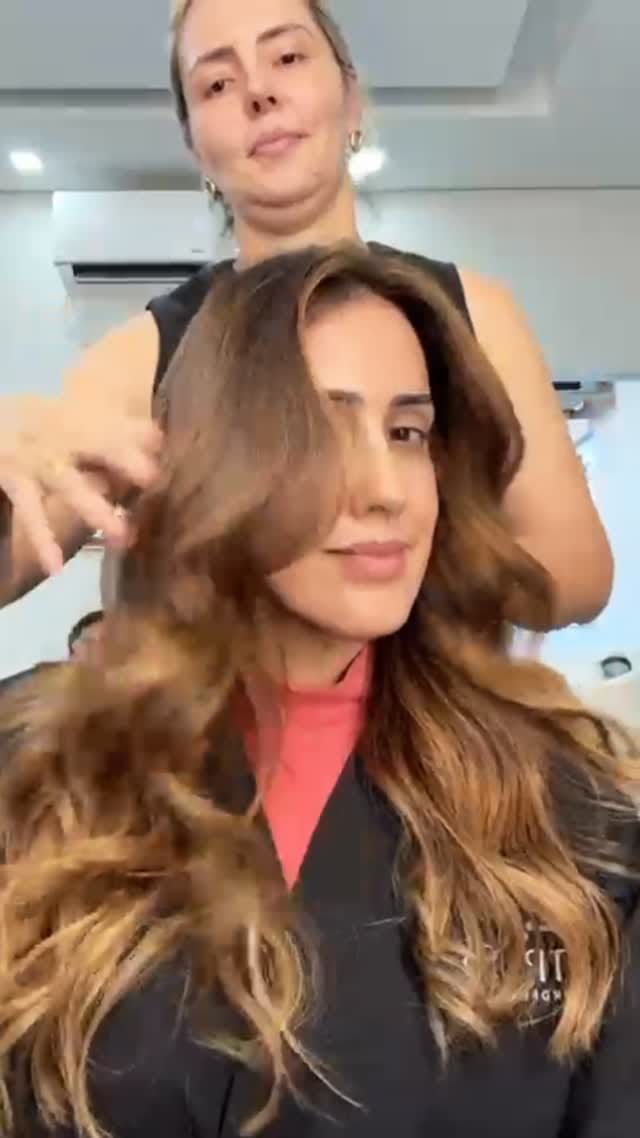 Post 1 by Marcela Guimarães✂️Hair on Instagram (video)