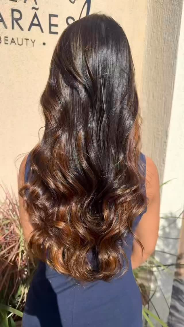 Post 5 by Marcela Guimarães✂️Hair on Instagram (video)