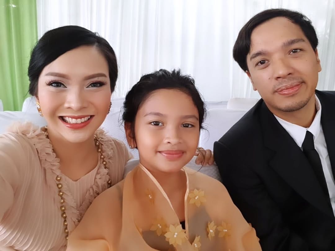 Post 8 by Arienda Sapari on Instagram (carousel)
