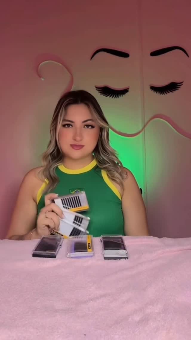 Post 6 by Cílios e sobrancelha | Aparecida de Goiânia | Adilla Raquel on Instagram (video)