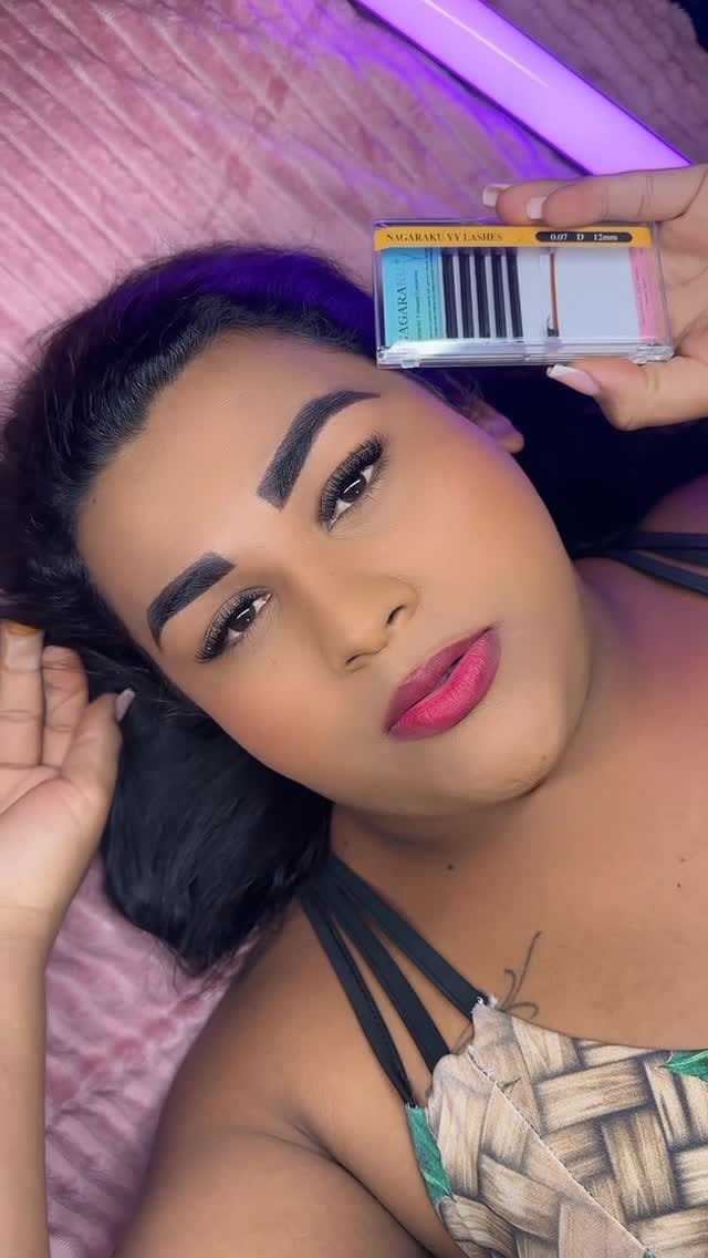 Post 3 by Cílios e sobrancelha | Aparecida de Goiânia | Adilla Raquel on Instagram (video)
