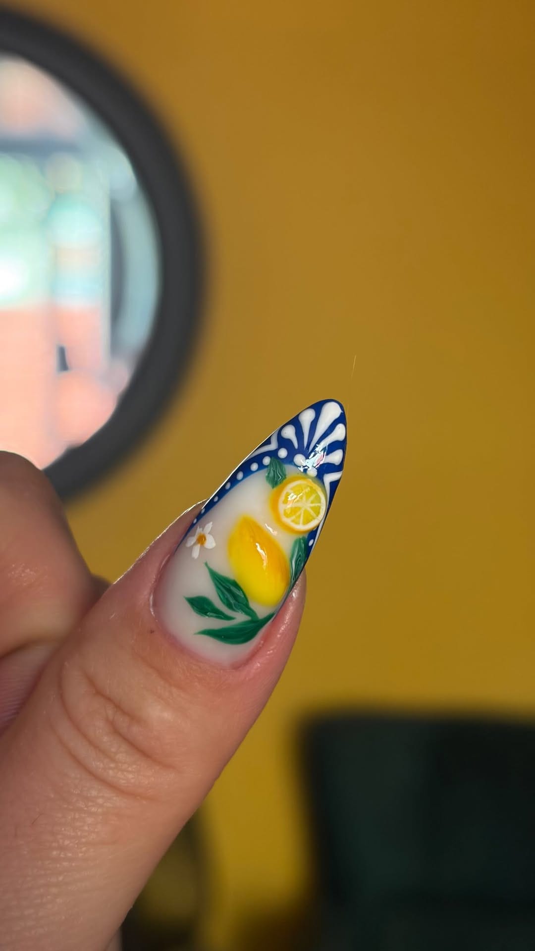 Post 7 by Nails Artistic Studio🇺🇦🇬🇧🇮🇩🇮🇹 on Instagram (video)