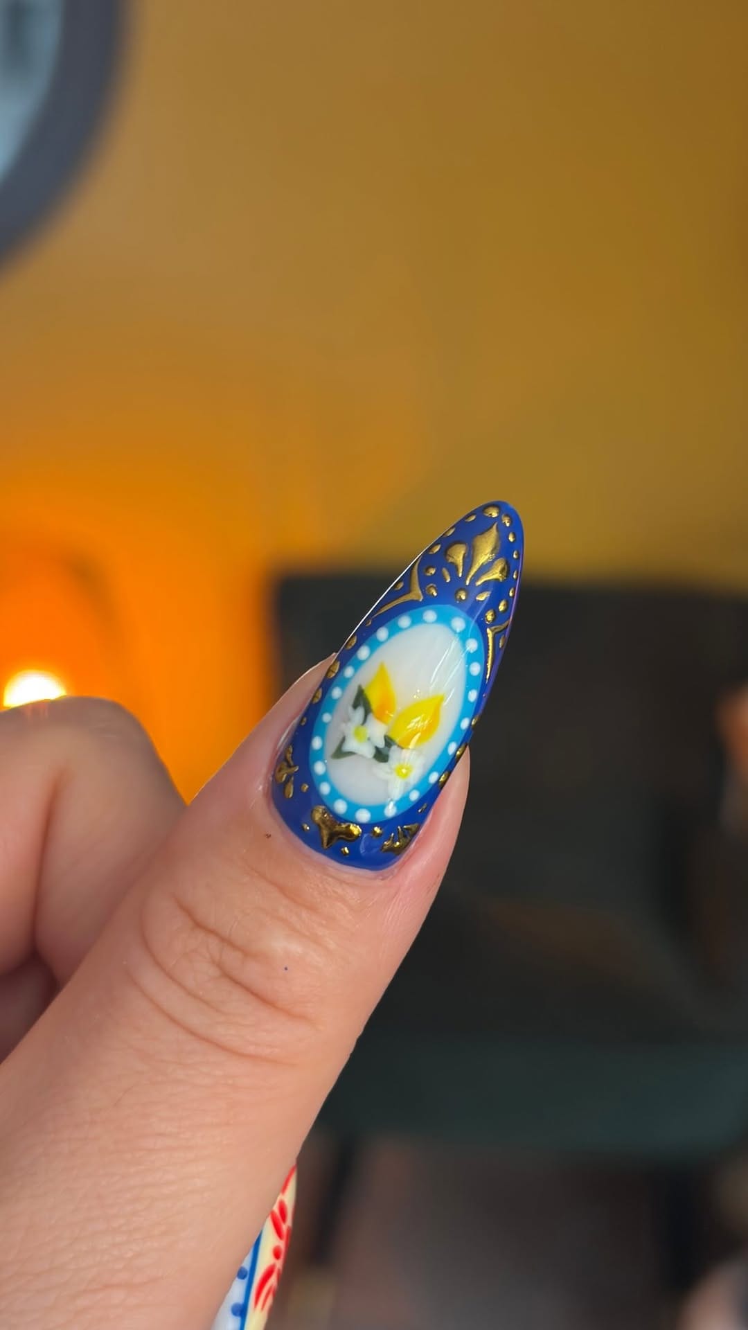 Post 2 by Nails Artistic Studio🇺🇦🇬🇧🇮🇩🇮🇹 on Instagram (video)