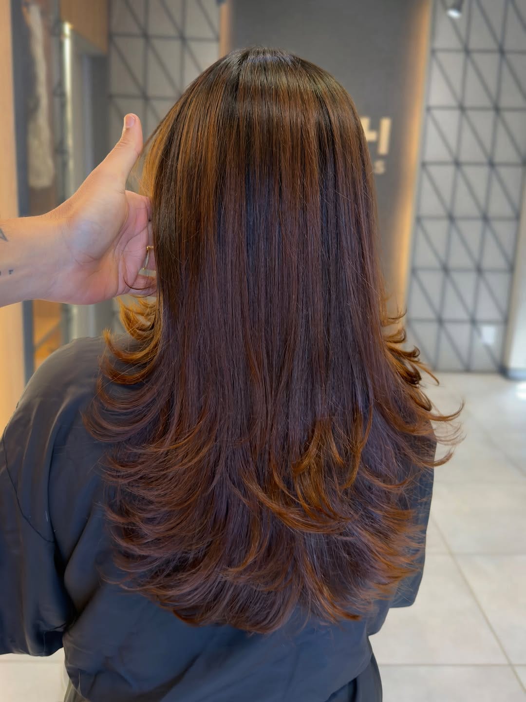 Post 4 by Peuh Menezes Hair on Instagram (carousel)