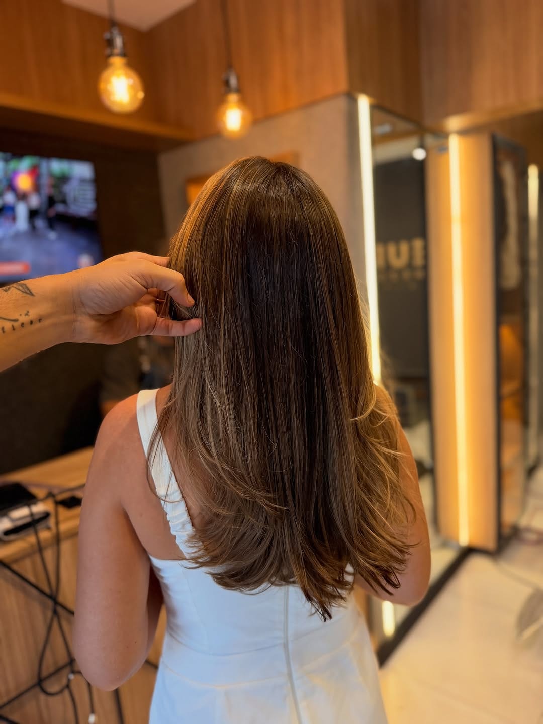 Post 3 by Peuh Menezes Hair on Instagram (carousel)