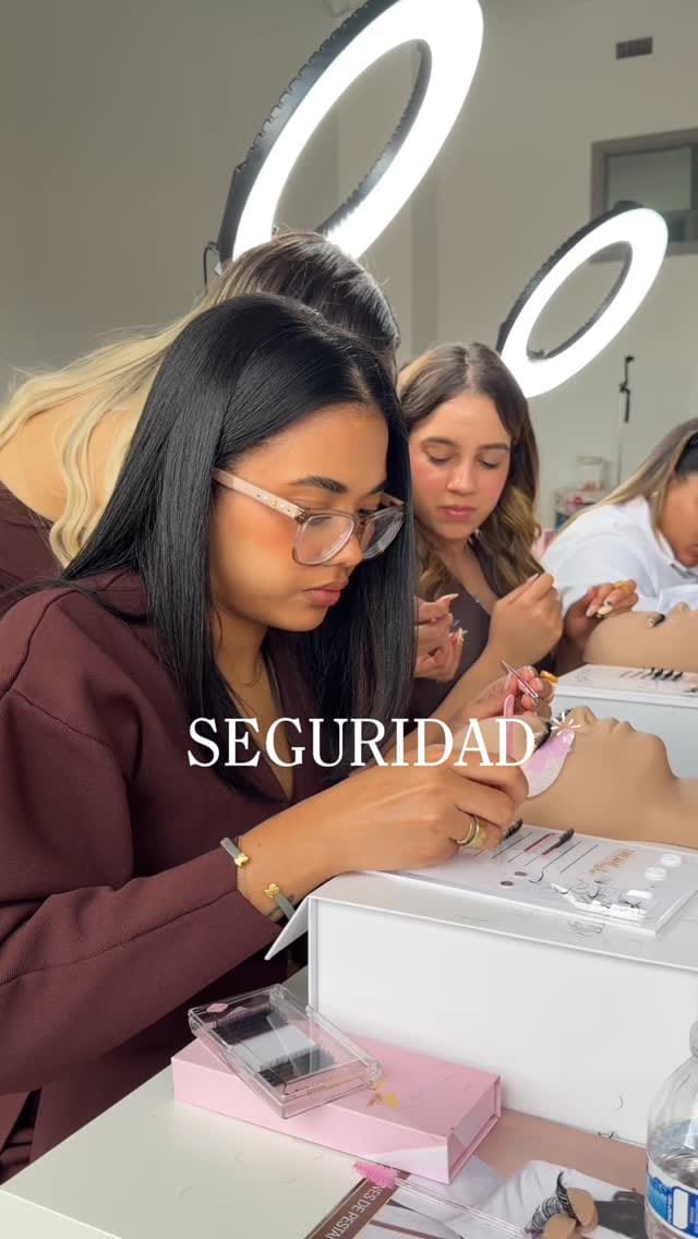 Post 4 by NATY DREAM STUDIO | LASHES NY on Instagram (video)