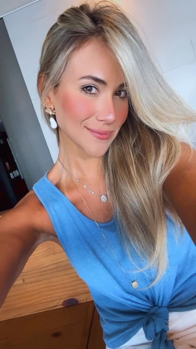 Post 6 by by Kris Lima on Instagram (video)